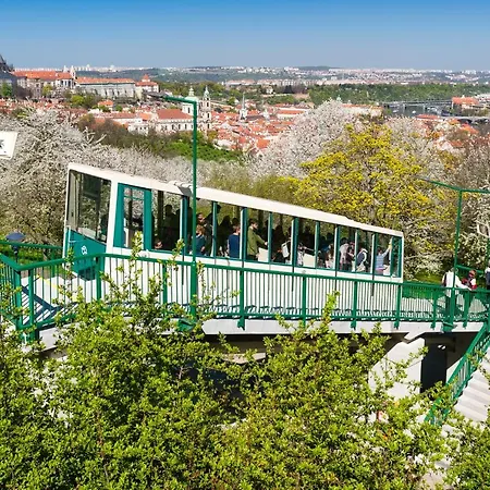 Elegant Lesser Town Escape Apartament