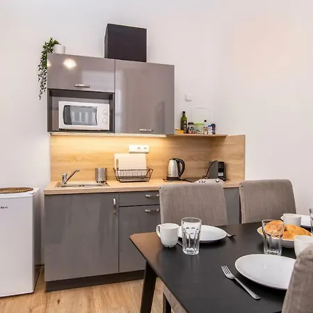 Apartament Elegant Lesser Town Escape